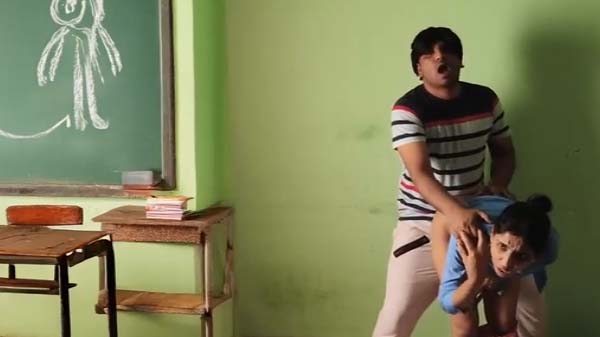 Tuition class ke teacher ne student ko mast chudai diya